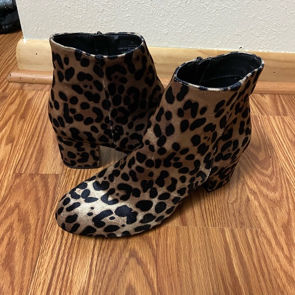 Cheetah Heeled Boots - Picture 2 of 5